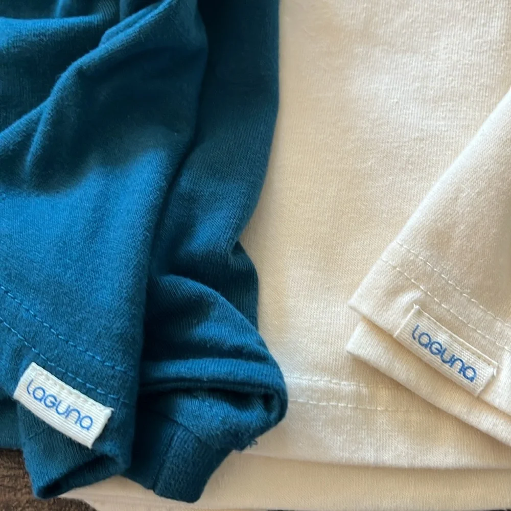 😎 Two Laguna tees 😎 - tropical theme men’s size small - great condition - Picture 10 of 10